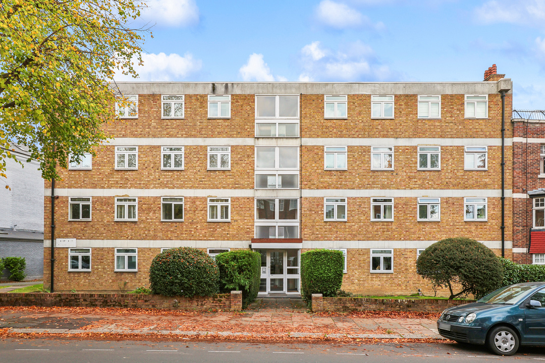 3 bed apartment for sale in Eaton Rise, Ealing, London, W5  - Property Image 1