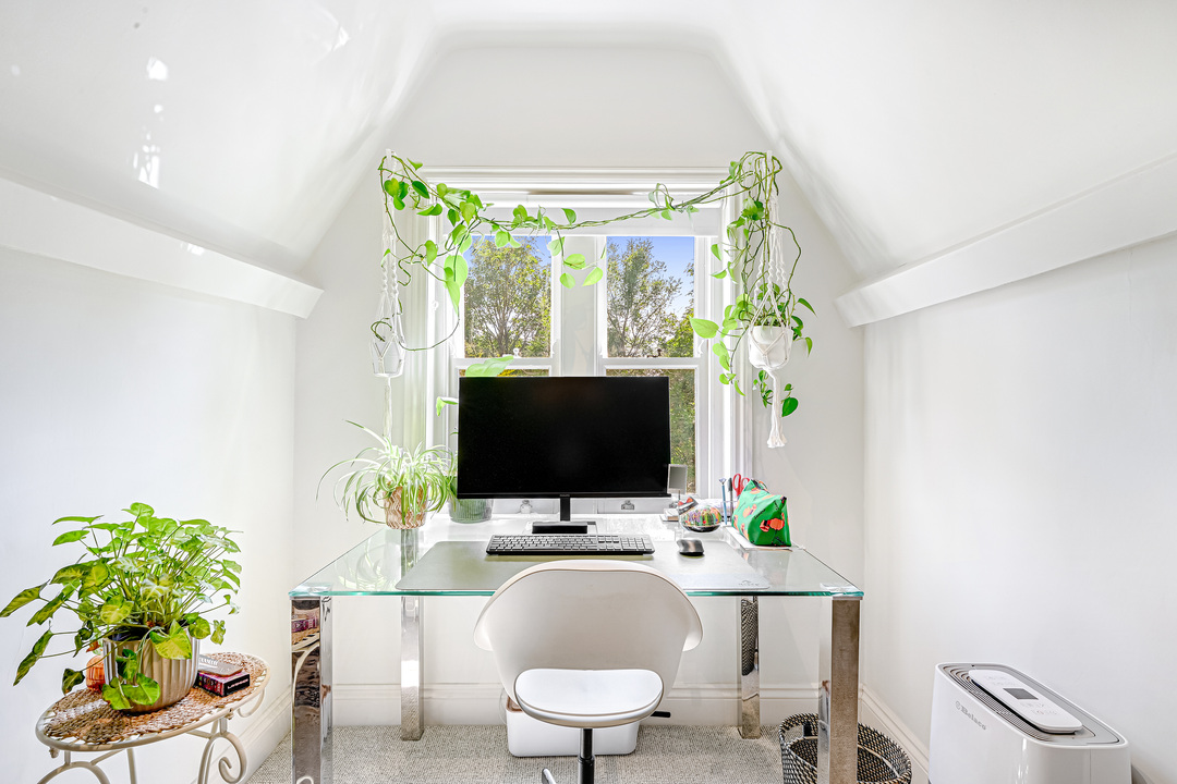 1 bed apartment to rent in North Common Road, Ealing 19