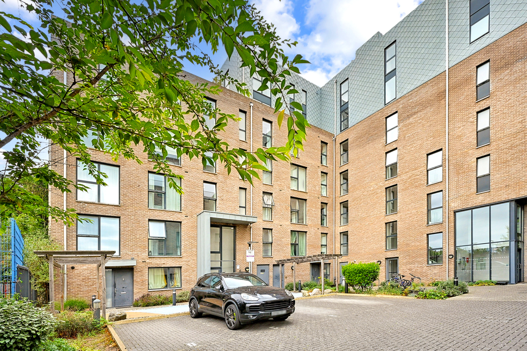 2 bed apartment for sale in Manor Road, Ealing  - Property Image 9