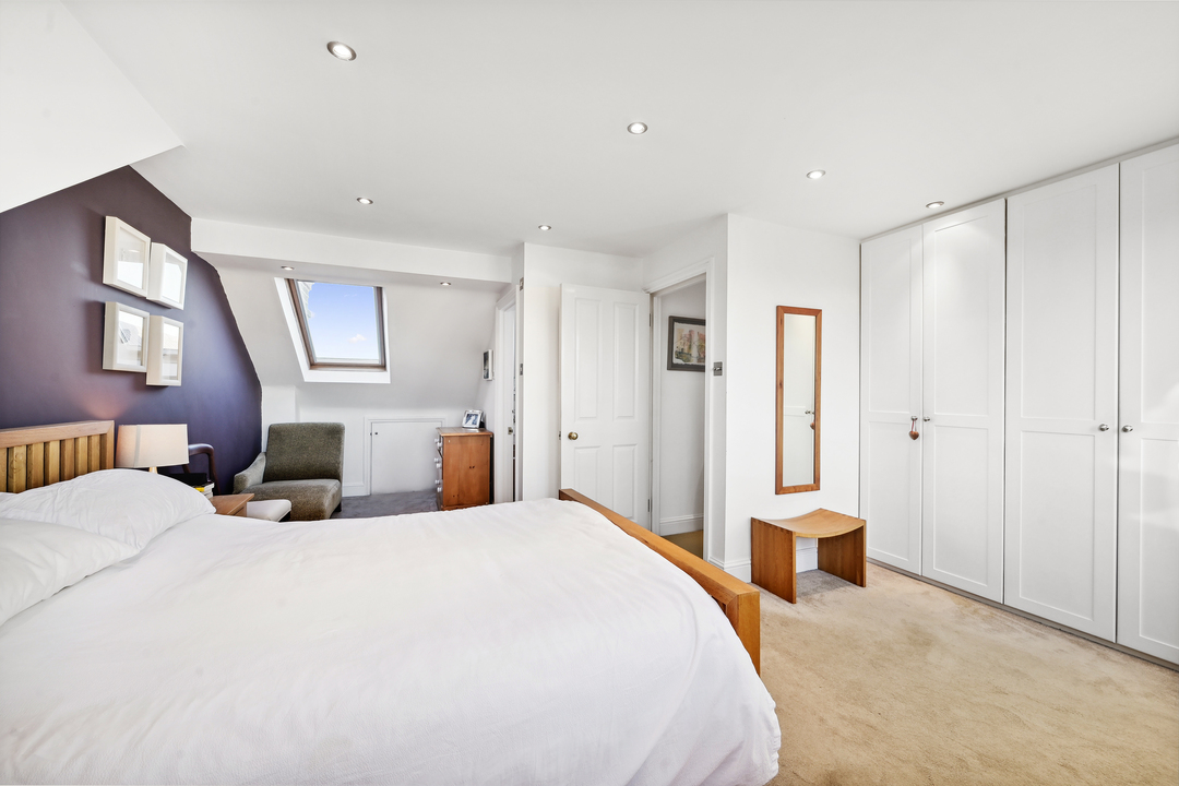 5 bed terraced house for sale in Highview Road, Ealing, London, W13 9