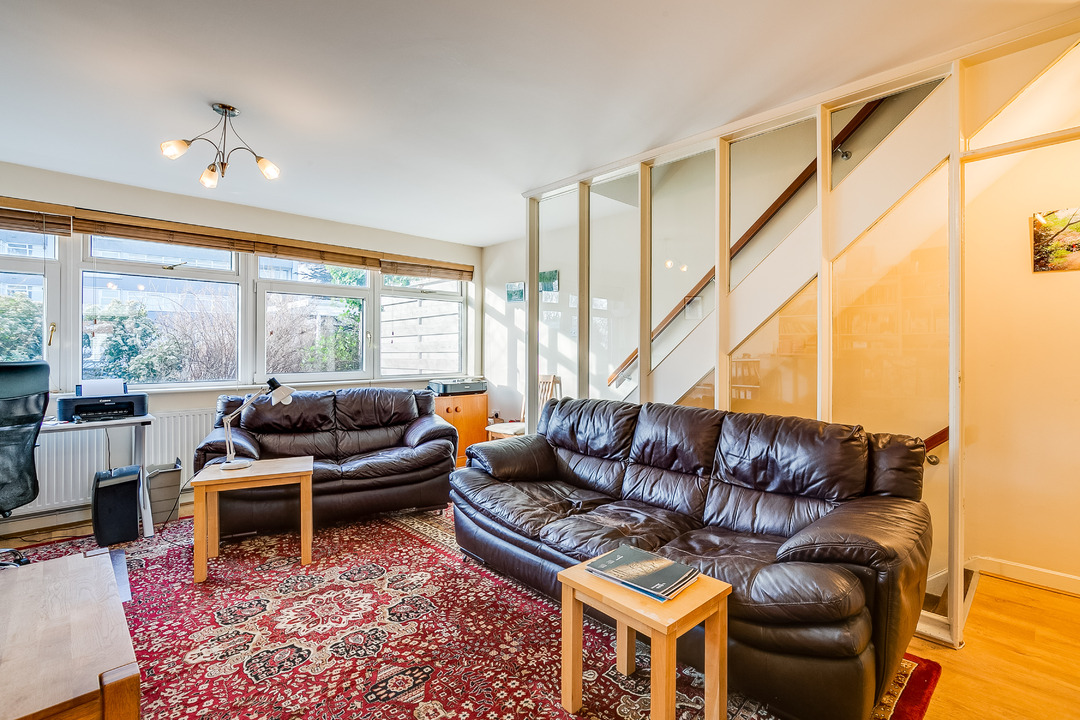 4 bed terraced house for sale in Ealing, London  - Property Image 3