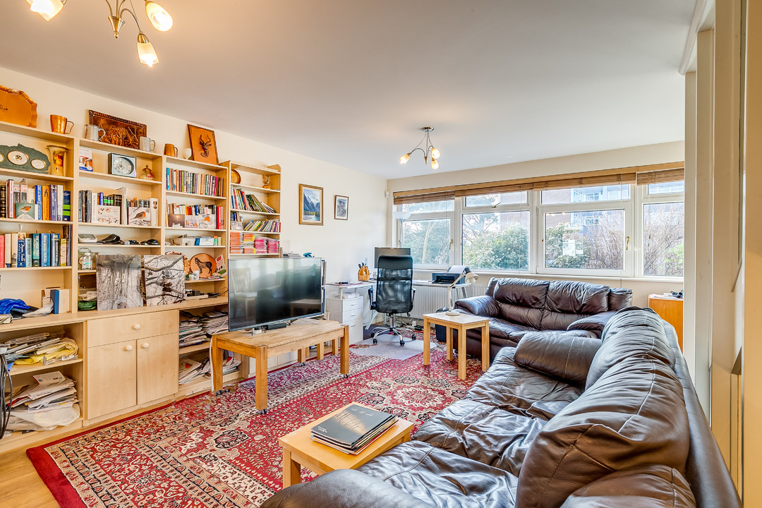 4 bed terraced house for sale in Ealing, London  - Property Image 4