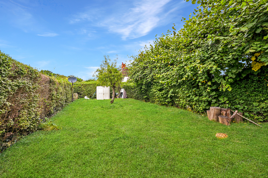 4 bed semi-detached house for sale in Woodfield Crescent, Ealing  - Property Image 14