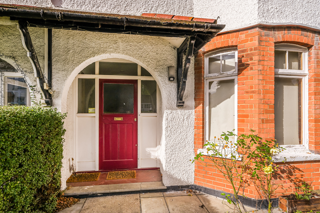 4 bed semi-detached house for sale in Woodfield Crescent, Ealing  - Property Image 15