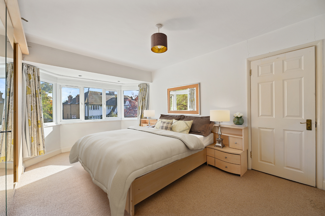 4 bed semi-detached house to rent in Princes Gardens, Acton, London, W3 11