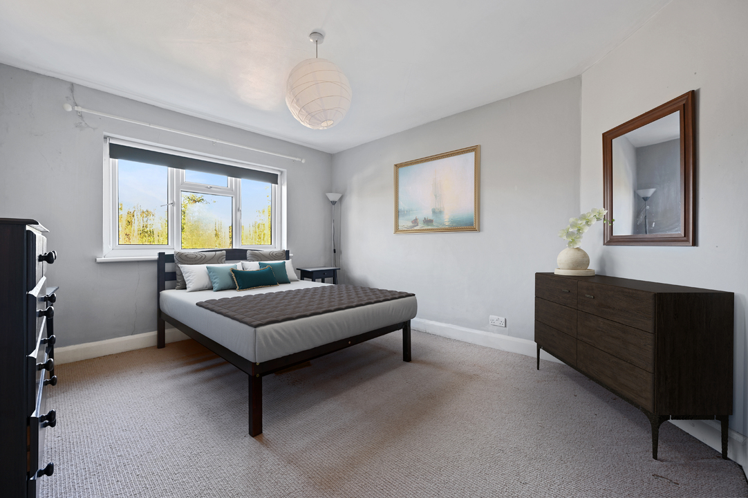 4 bed semi-detached house to rent in Princes Gardens, Acton, London, W3 10