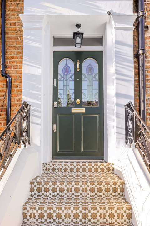 5 bed terraced house for sale in The Grove, Ealing, London, W5 19