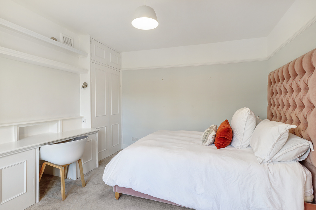 5 bed terraced house for sale in The Grove, Ealing, London, W5 18