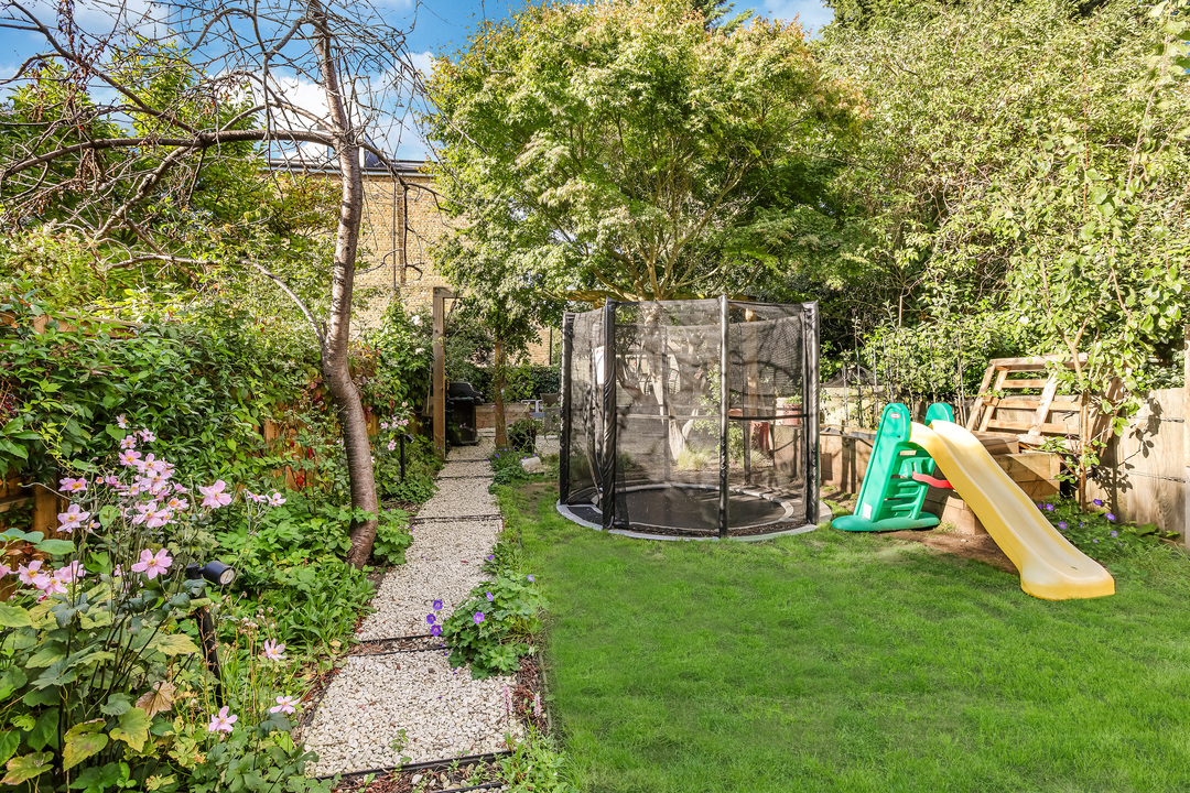 5 bed terraced house for sale in The Grove, Ealing, London, W5 12