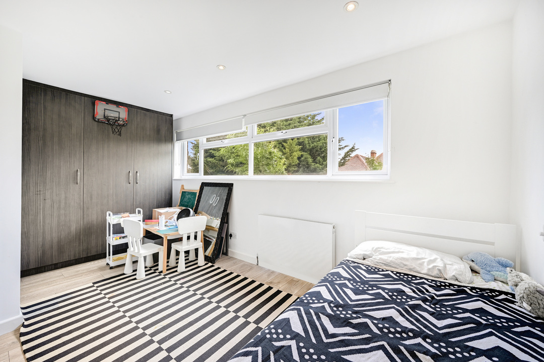 4 bed terraced house for sale in Mount Pleasant Road, Ealing  - Property Image 11