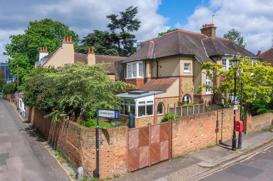 5 bed semi-detached house for sale in Somerset Road, Brentford  - Property Image 28