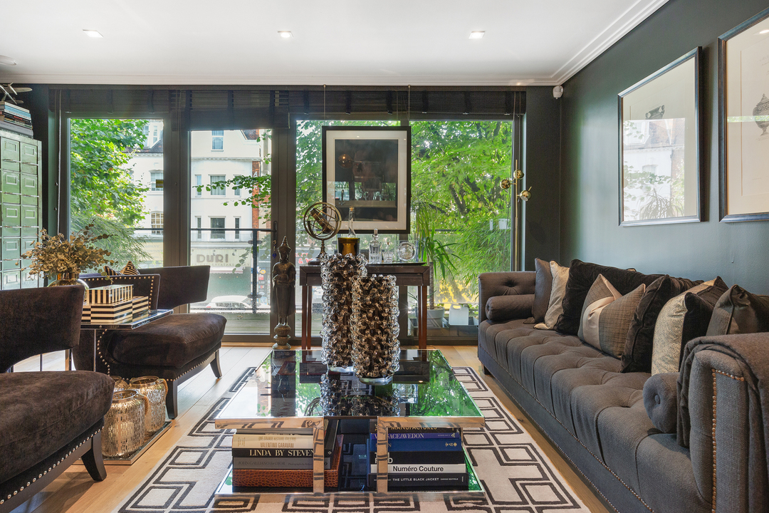 3 bed apartment for sale in Uxbridge Road, Ealing, London, W5 1