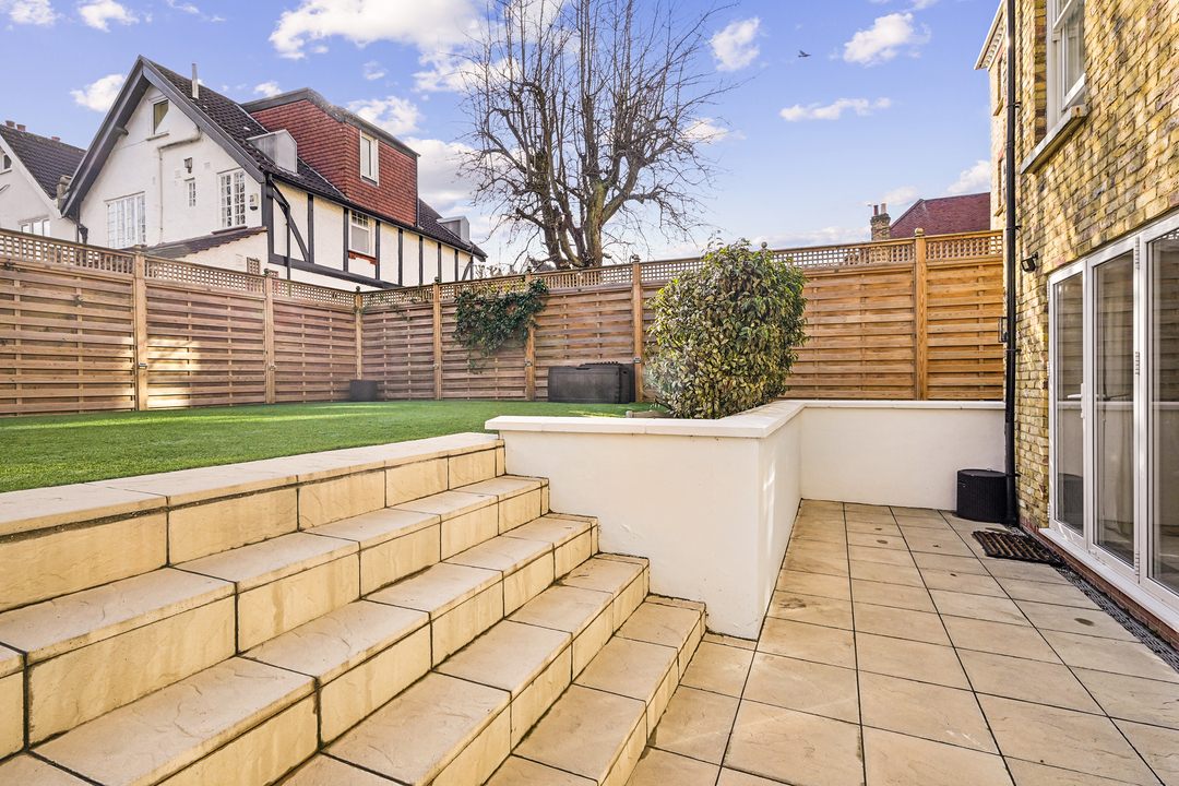 2 bed apartment for sale in Sutherland Road, Ealing 10