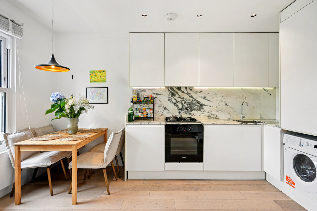 2 bed apartment for sale in Eccleston Road, Ealing 6