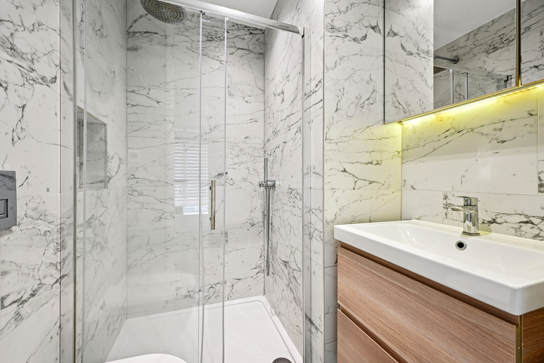 2 bed apartment for sale in Eccleston Road, Ealing 10