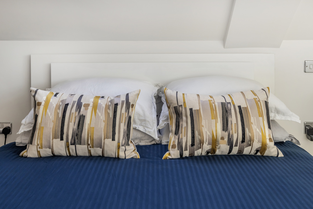 2 bed apartment for sale in Castlebar Park, Ealing, London, W5  - Property Image 8