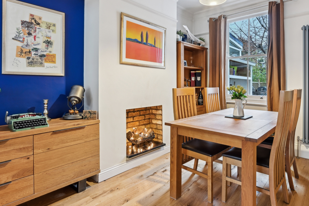 2 bed terraced house for sale in Endsleigh Road, Ealing  - Property Image 8