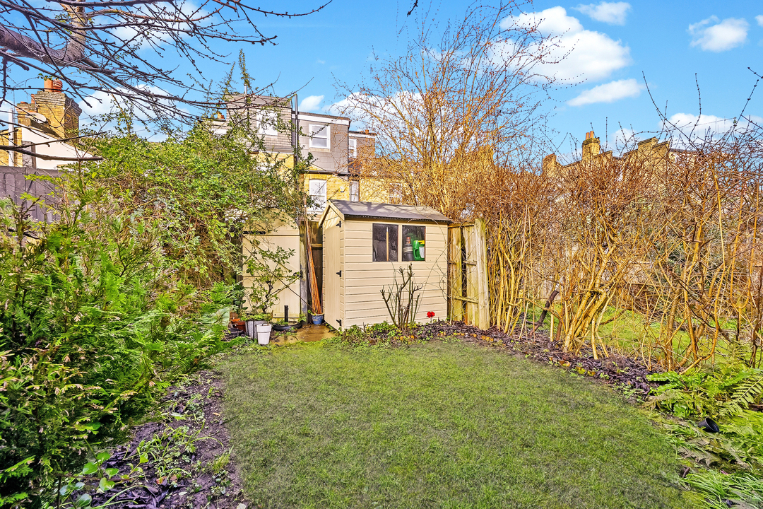 2 bed terraced house for sale in Endsleigh Road, Ealing  - Property Image 18