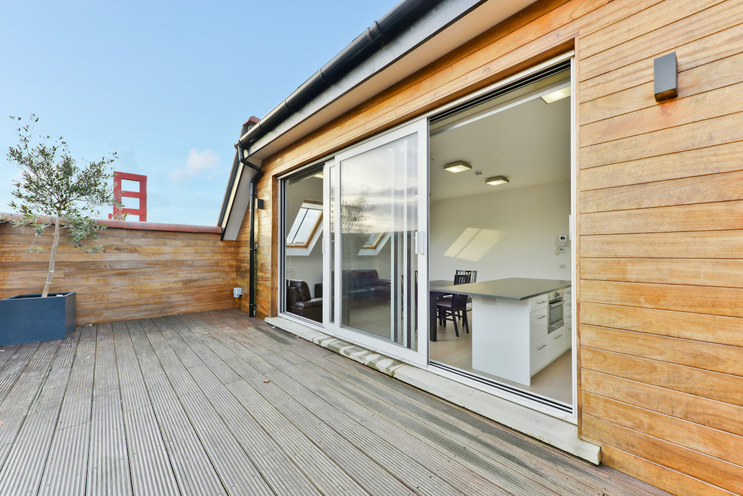 2 bed apartment to rent in Elm Avenue, London 1