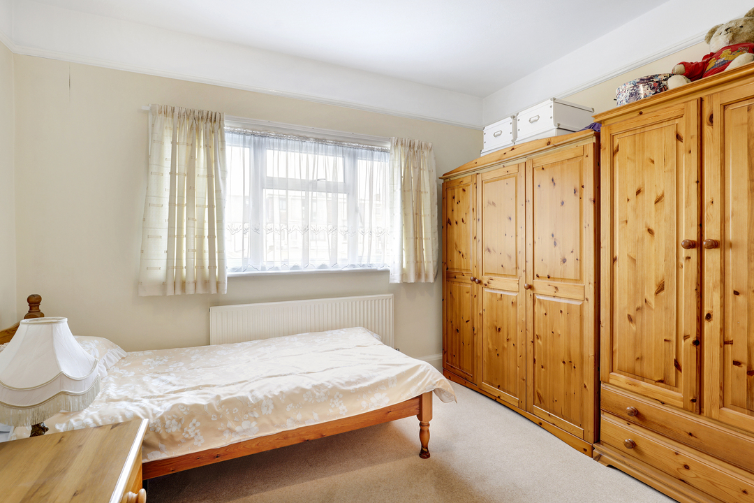 3 bed terraced house for sale in Cecil Road, Acton 9