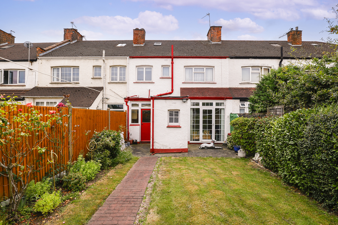 3 bed terraced house for sale in Cecil Road, Acton  - Property Image 3