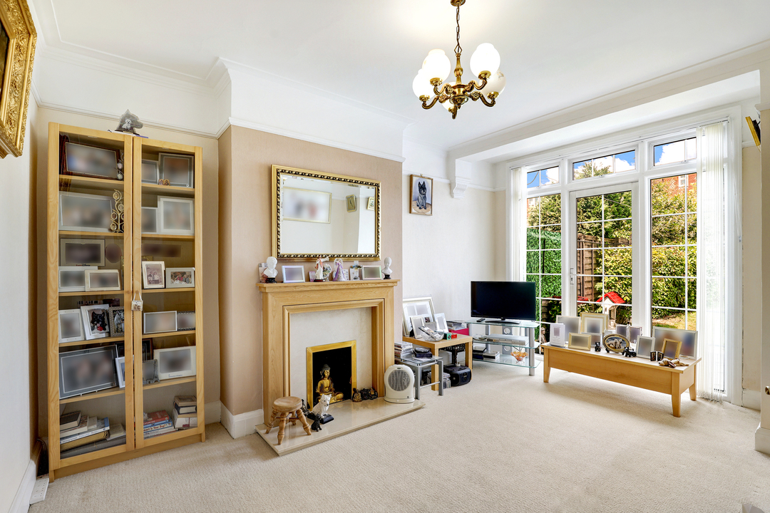 3 bed terraced house for sale in Cecil Road, Acton 3