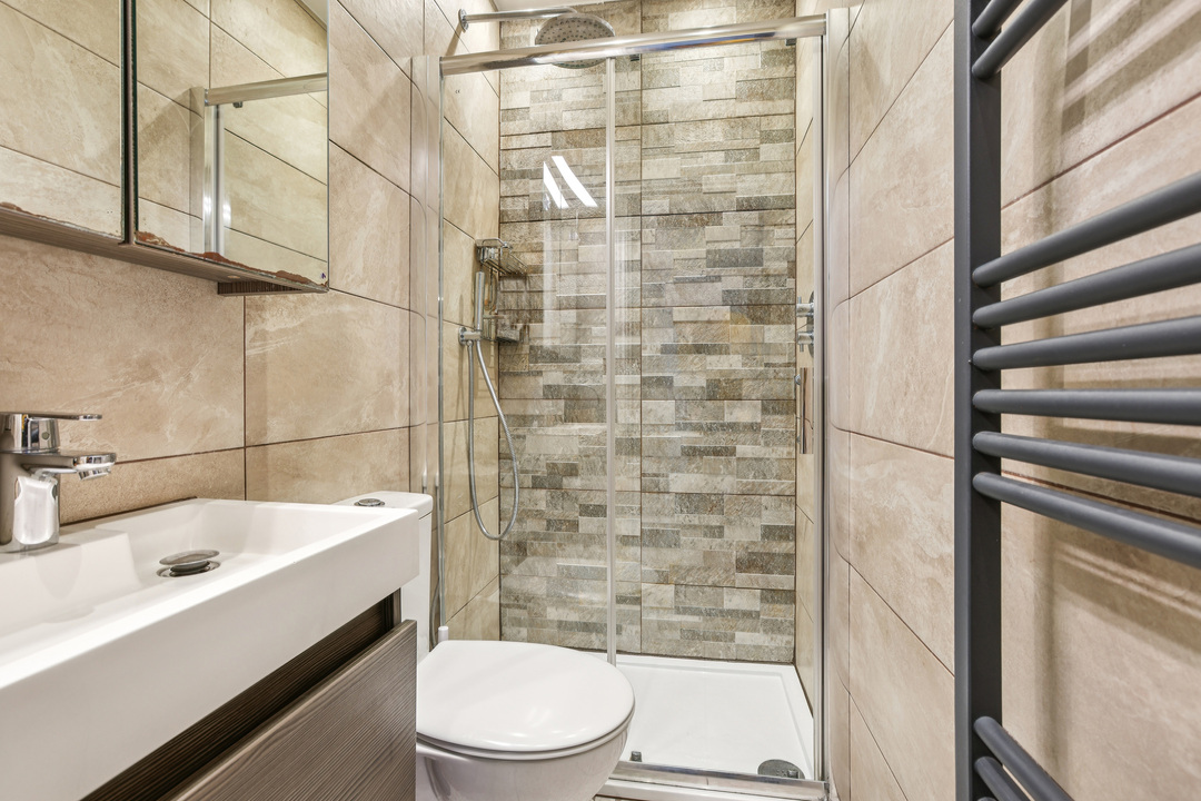 3 bed house for sale in Alexandria Road, London  - Property Image 15