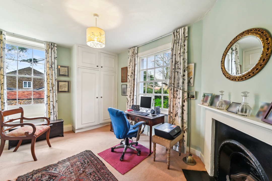 5 bed detached house for sale in The Cedars, The Butts, Upper Butts, Brentford, TW8 16