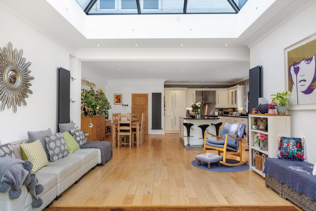 5 bed semi-detached house for sale in Elm Grove Road, Ealing 1