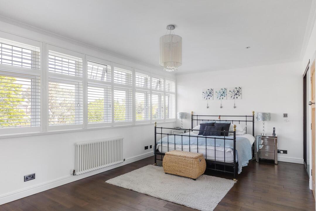 5 bed semi-detached house for sale in Elm Grove Road, Ealing 17