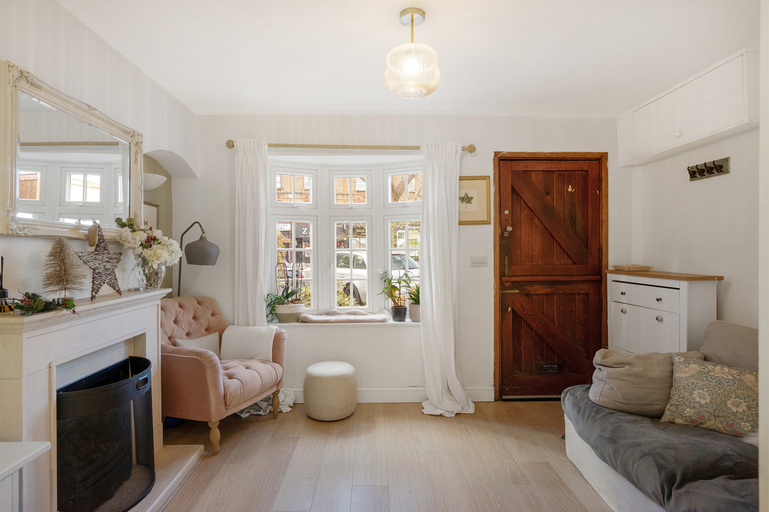 2 bed terraced house for sale in St. Marys Square, Ealing  - Property Image 14