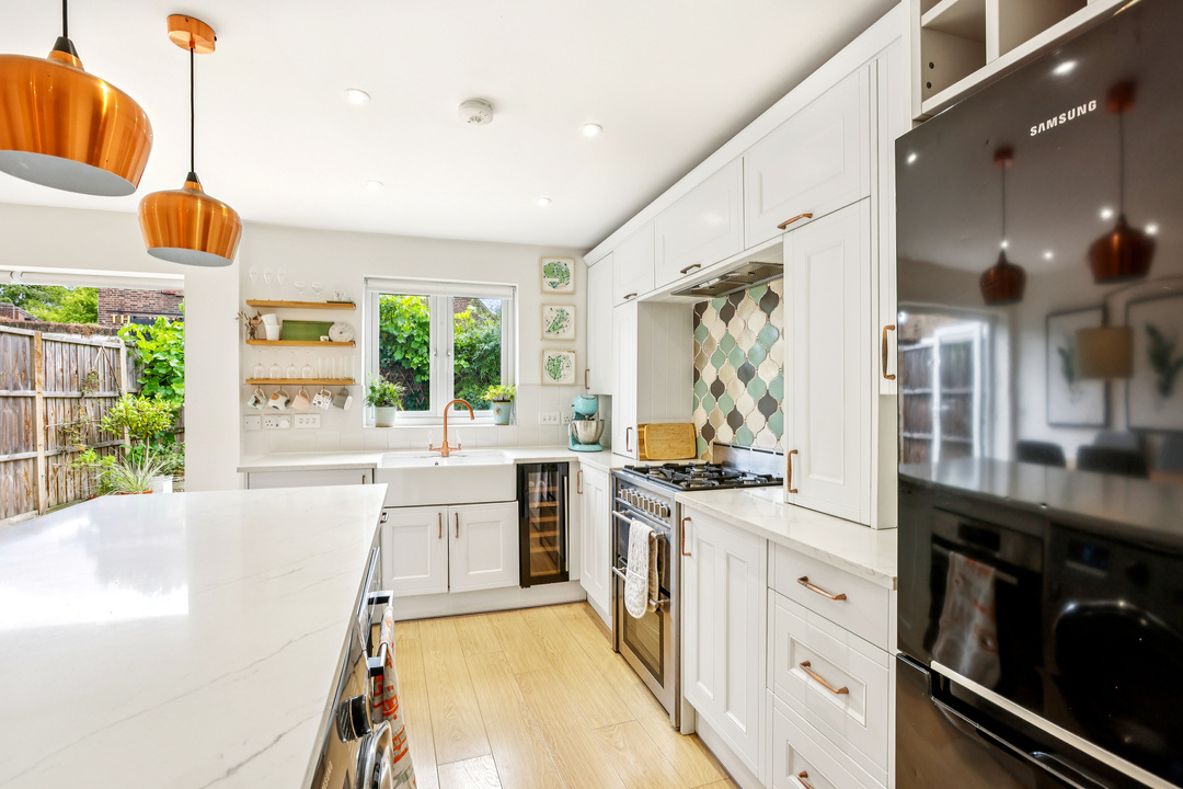 2 bed terraced house for sale in St. Marys Square, Ealing  - Property Image 3