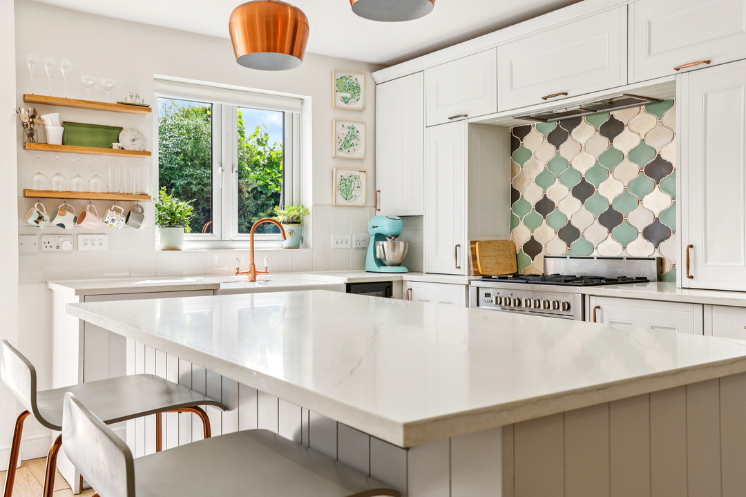 2 bed terraced house for sale in St. Marys Square, Ealing  - Property Image 18