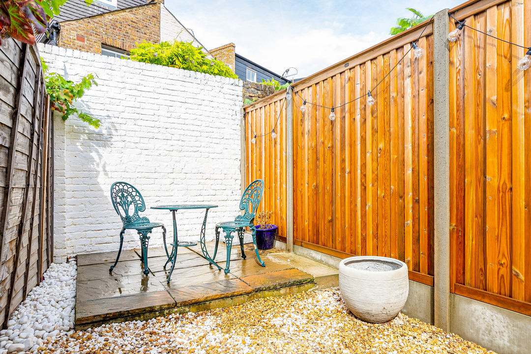 1 bed apartment for sale in Ealing, London  - Property Image 8