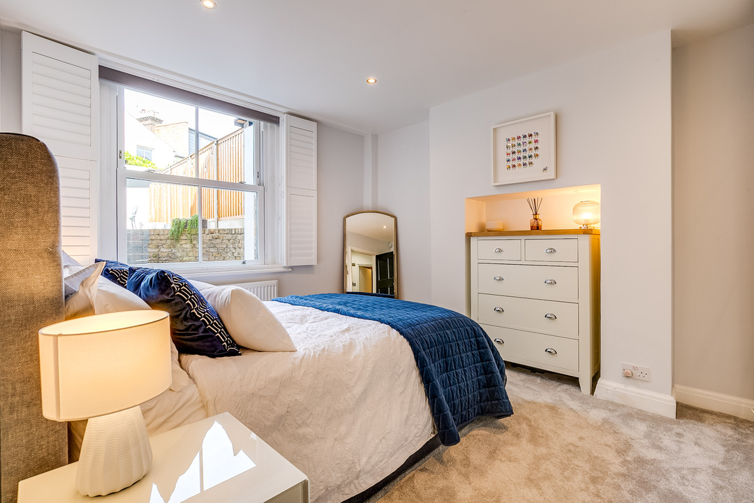 1 bed apartment for sale in Ealing, London  - Property Image 4