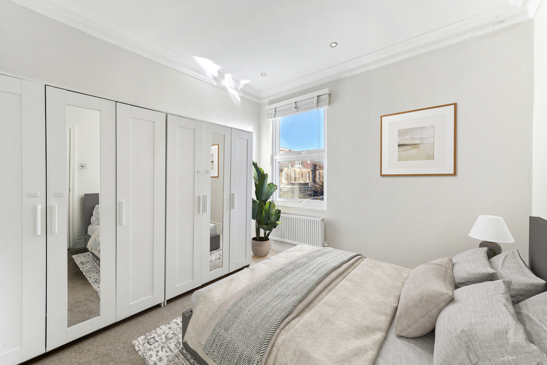 5 bed semi-detached house for sale in Rathgar Avenue, Ealing 18