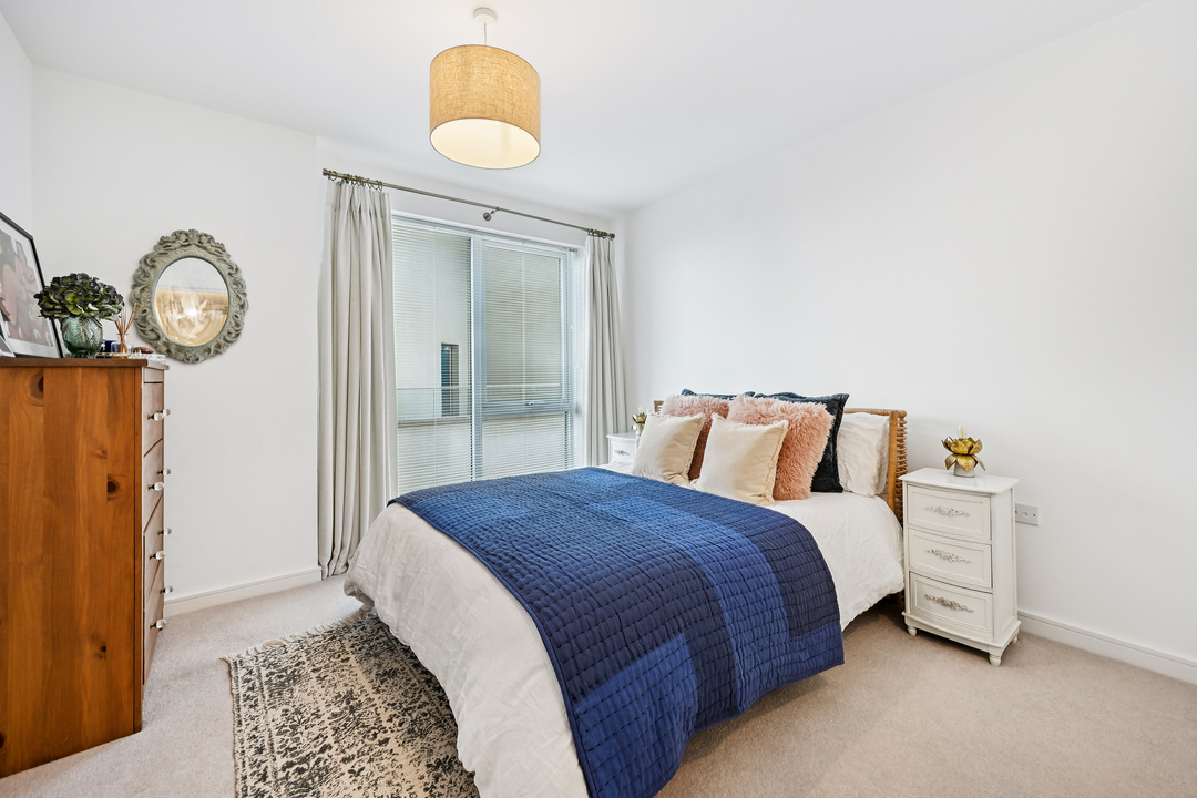 1 bed apartment for sale in Freedom House, Ealing, London, W13 16