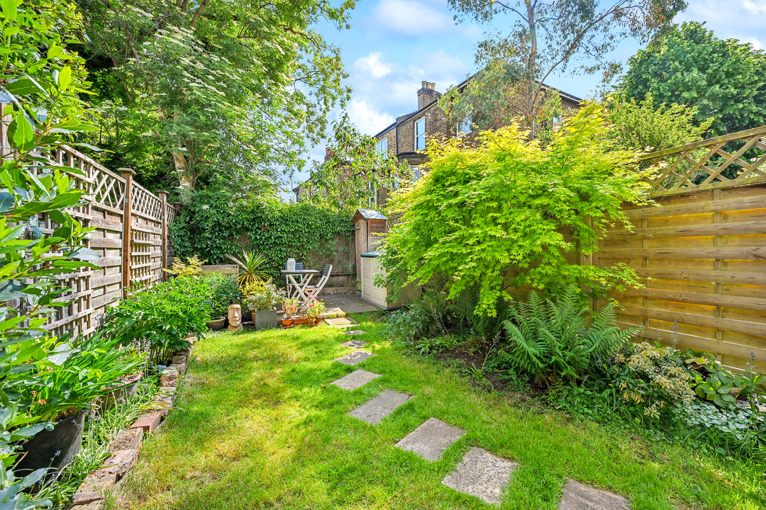 2 bed house to rent in Broomfield Road, London  - Property Image 21