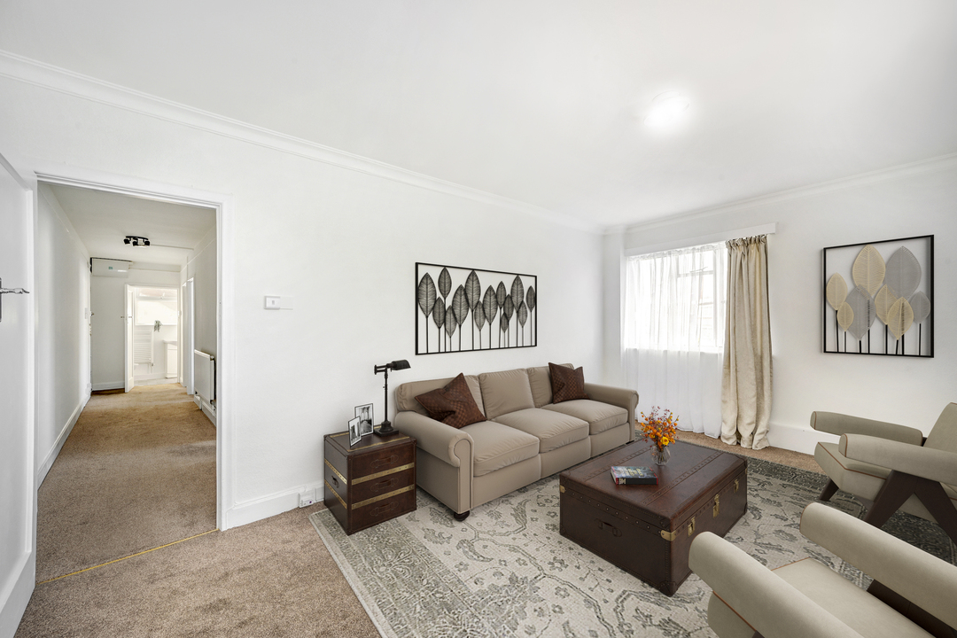 2 bed apartment for sale in Hanger Green, Ealing  - Property Image 5