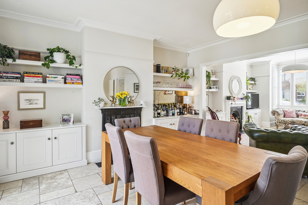 4 bed terraced house for sale in Mayfield Avenue, Ealing  - Property Image 2