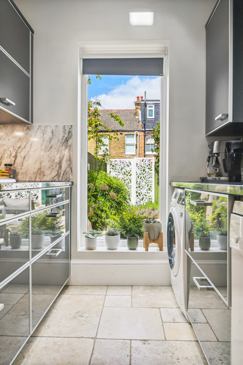 4 bed terraced house for sale in Mayfield Avenue, Ealing  - Property Image 19