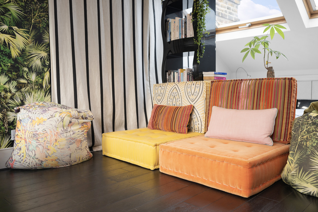 2 bed apartment for sale in Hessel Road, Ealing, London, W13 12