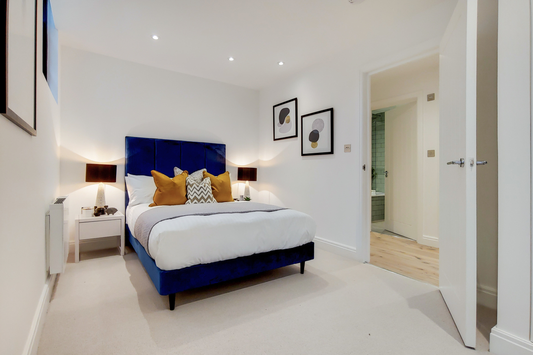 3 bed for sale in High Street, Brentford  - Property Image 9