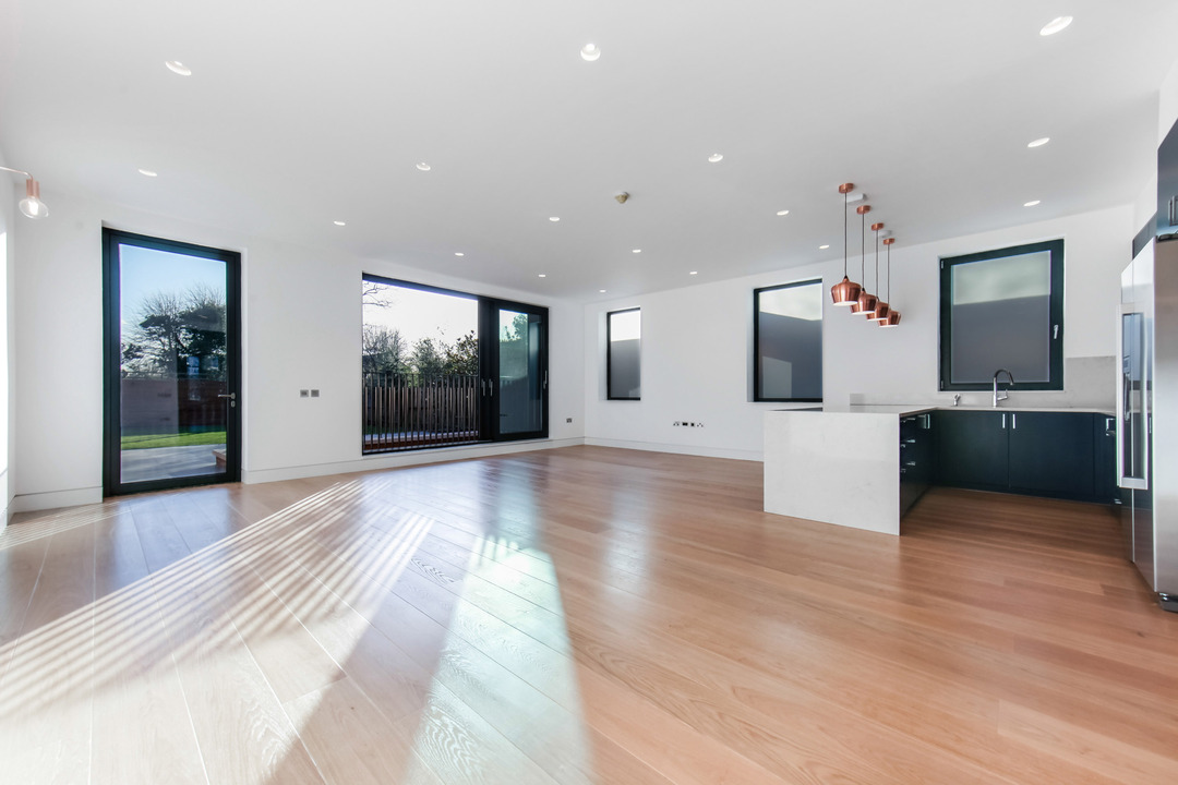 5 bed apartment to rent in 3 Elm Avenue, London  - Property Image 15