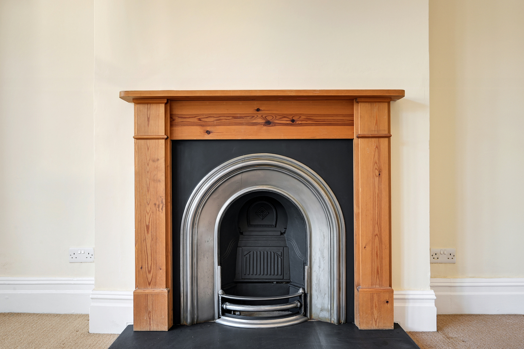 6 bed semi-detached house for sale in Rathgar Avenue, Ealing 15