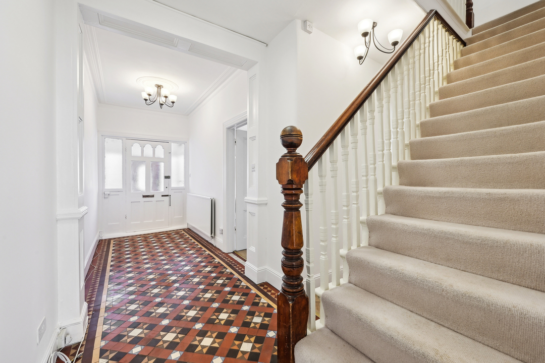 6 bed semi-detached house for sale in Rathgar Avenue, Ealing 11