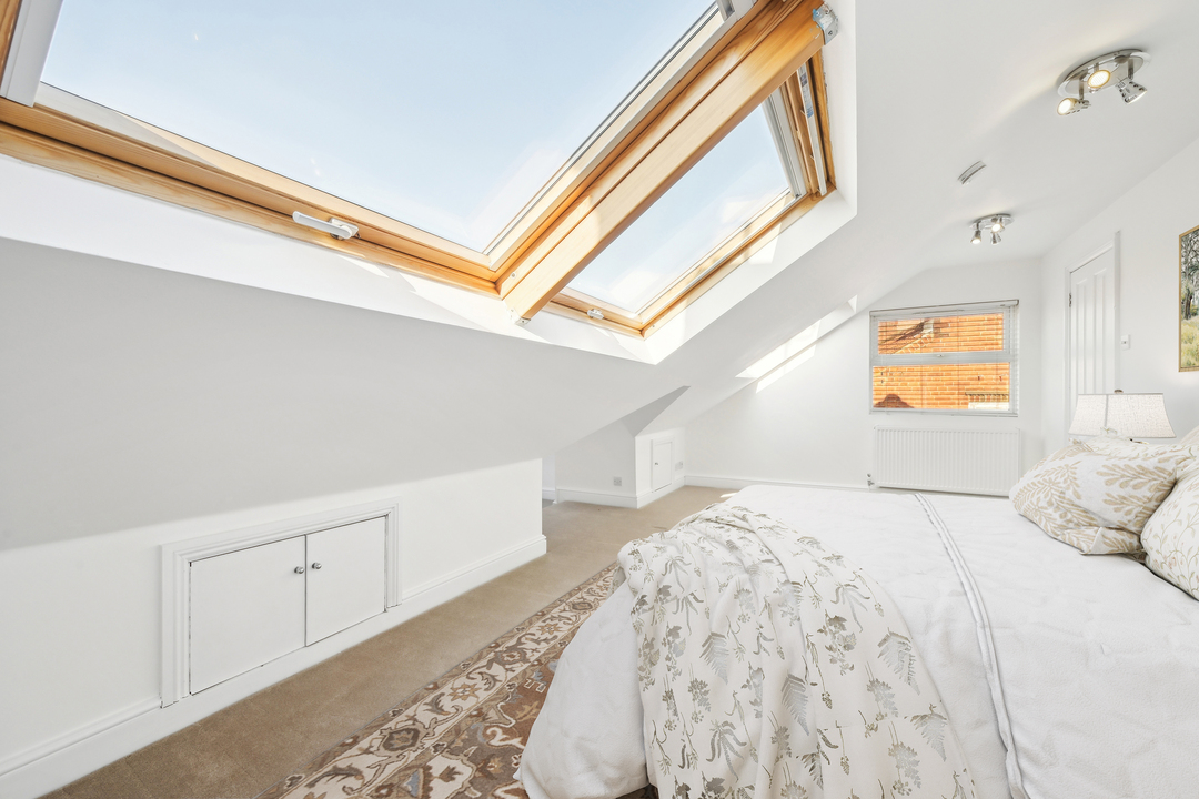 6 bed semi-detached house for sale in Rathgar Avenue, Ealing 18