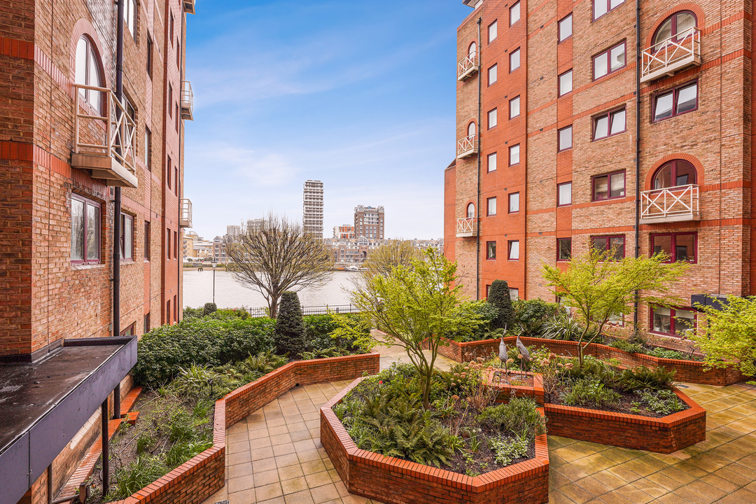 3 bed apartment to rent in Sailmakers Court, London  - Property Image 3