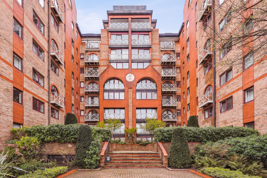 3 bed apartment to rent in Sailmakers Court, London  - Property Image 18