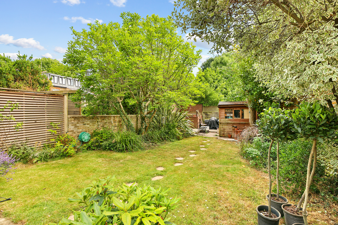 5 bed semi-detached house for sale in Sutherland Avenue, Ealing  - Property Image 24